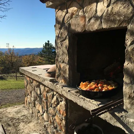 4 Seasons House Roč