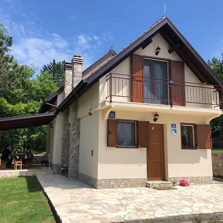 4 Seasons House בית נופש *