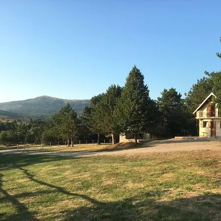 4 Seasons House