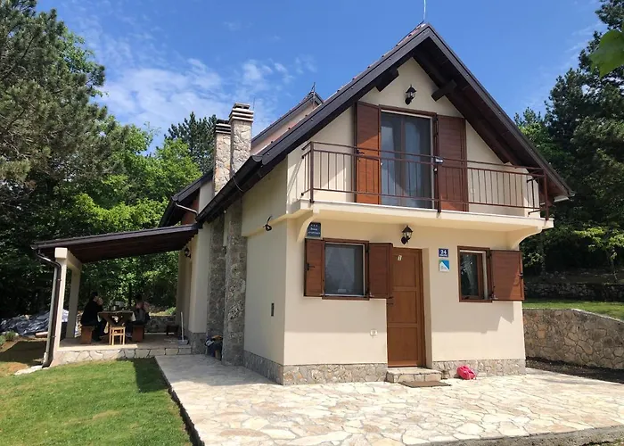 4 Seasons House Semesterbostad *